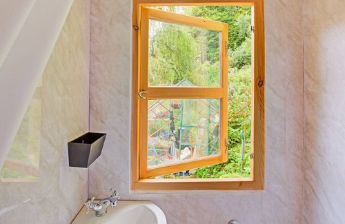 Cornwall House | Shepherds Hut near Exmoor National Park