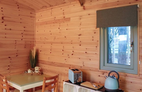 Llangefni Cottage | Shepherds Hut One - UK48784