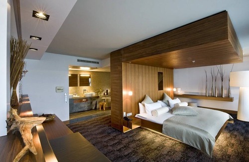 Tiergarten Hotel | Sheraton Berlin Grand Hotel Esplanade