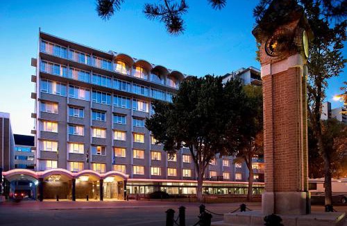 Saskatoon Downtown Hotel | Sheraton Cavalier Saskatoon Hotel