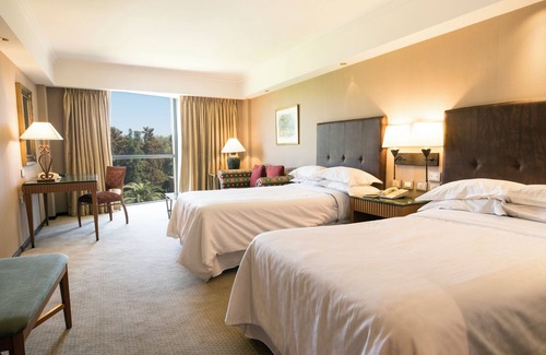 La Lonja Hotel | Sheraton Pilar Hotel and Convention Center