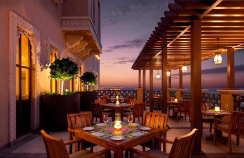 Beach & Coast Resort | Sheraton Sharjah Beach Resort and Spa
