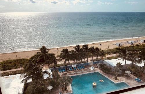 North Beach Hotel | Sherry Frontenac Oceanfront