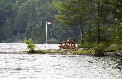 Port Carling Hotel | Sherwood Inn