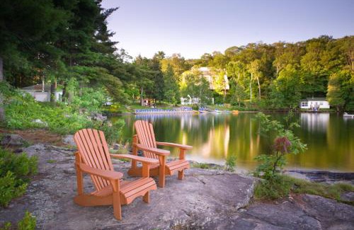 Port Carling Hotel | Sherwood Inn