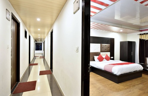 Khajjiar Hotel | Shining Star Resort