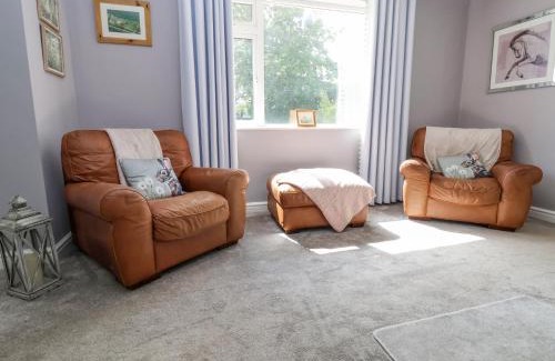 Shrewsbury House | Shire Cottage