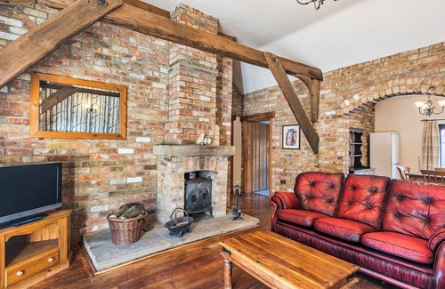Horncastle Cottage | Shire Horse Barn - UK36672