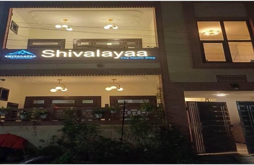Agra Apartment | Shivalayaa - Queen Double Room No. 1