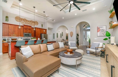 Mariner House | Sho Me Sunshine!