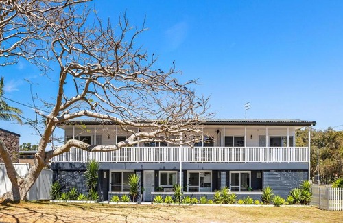 Shoal Bay Villa | Shoal Bay Beach House Two