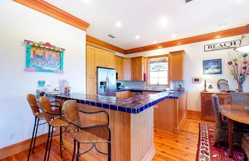 Plantation House | Shooting Star