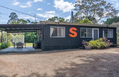 Somers House | Shoreline Sanctuary - A Retro Family Beach Shack
