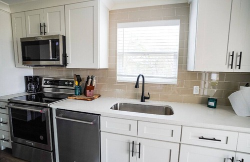 Freeport Cottage | Short drive to the beautiful 30-A beaches!nCozy Riverwalk Landing Cottage 8-H