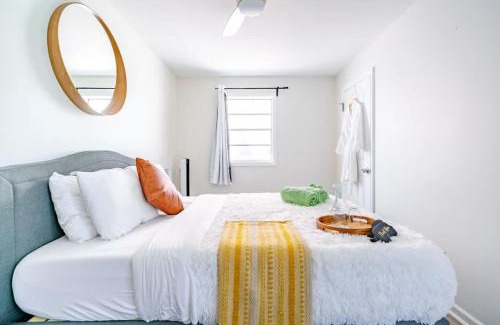 Victorian Village House | Short North Convention Private Parking Pet
