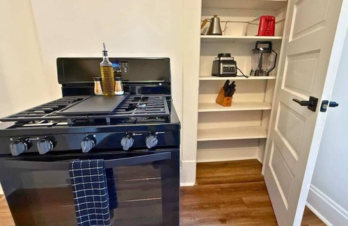 Brewery District House | Short North - Private Parking - Convention - Pets