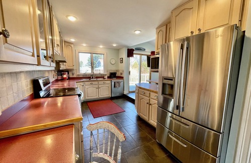 York Beach House | Short walk to beach! Classic New England Home Sleeps 15.