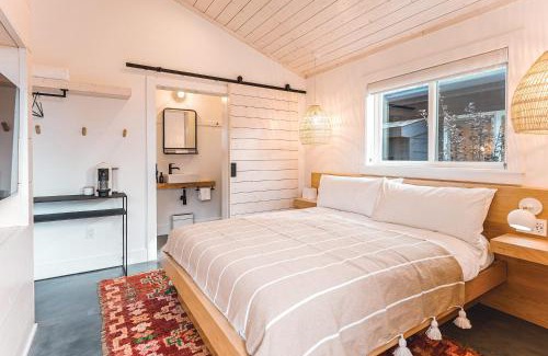 Stinson Beach House | Shortboard Room includes Queen Bed