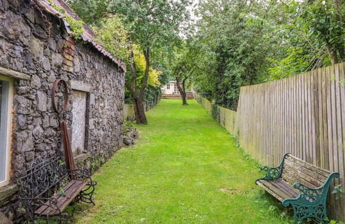 Newburgh Cottage | SHORTBREAD COTTAGE, pet friendly, with a garden in Newburgh, Fife