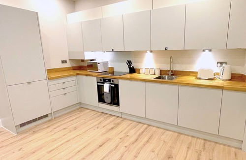 Shrewsbury Apartment | Shrewsbury Apartments by Bevolve - Free Parking