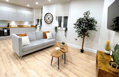 Shrewsbury Apartment | Shrewsbury Apartments by Bevolve - Free Parking