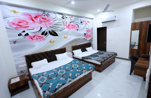 Mathura House | Shri Girraj Residency