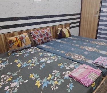Vrindavan House | Shri govind bhawan