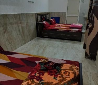 Vrindavan House | Shri govind bhawan