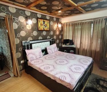 Bhimtal Apartment | Shri Rudra Home Stay - 2-BHK fully furnished home stay