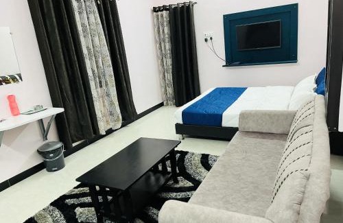 Ujjain House | Shrilok Kutir - 2BHK Homestay