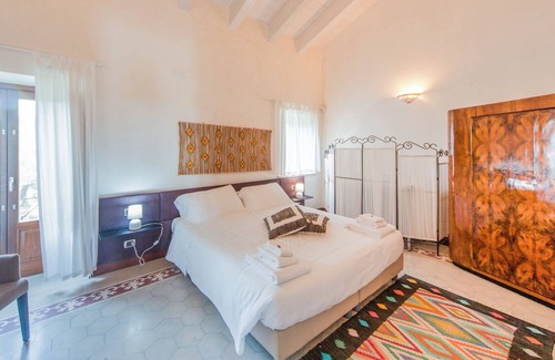 Centuripe Villa | Sicilian style, private pool, private orchard!