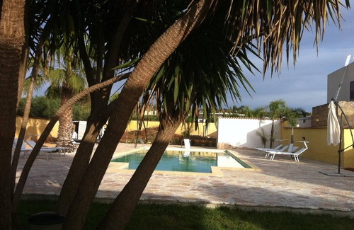 Marsala Villa | Sicilian villa with pool