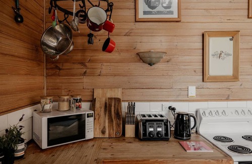 Katoomba House | Sidneys Retreat Summa