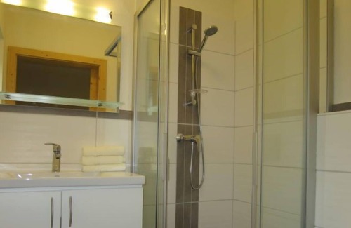 Weissenbach House | Siedlerhof by Interhome