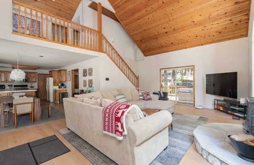 Dorrington House | Sierra Sanctuary- Hot Tub/Rec access