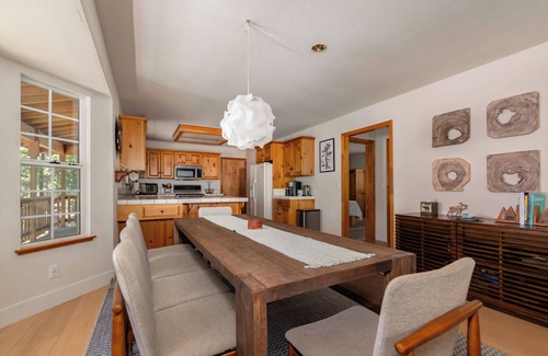 Dorrington House | Sierra Sanctuary- Hot Tub/Rec access