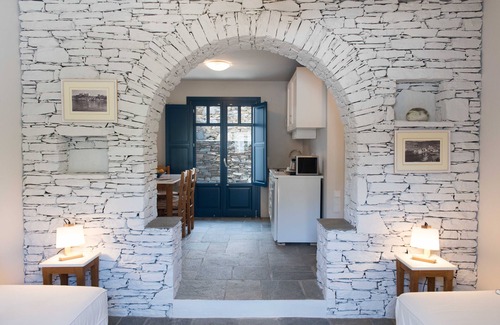 Kamares Hotel | Sifnos House - Rooms & Spa