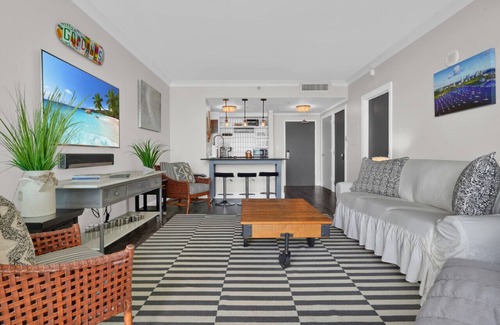 Coconut Grove Condo | Sight of SAIL Boats! Tranquil 1/1.5 Coconut Grove