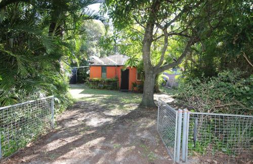 Brisbane Waterfront House | Signal Cottage