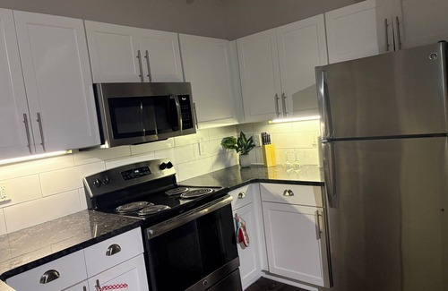 Old Fourth Ward Apartment | Signature Stays Cozy Midtown Retreat.