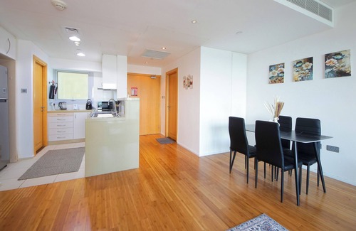 Al Raha Beach Apartment | Silk Valley - Luxury 1 bedroom with private beach access