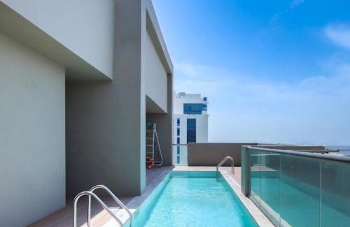Dubai Apartment | Silk Valley - Luxury 1B with modern amenities