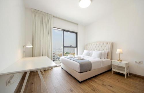 Dubai Apartment | Silk Valley - Luxury 1B with modern amenities