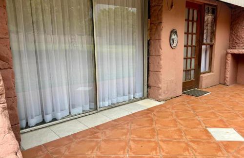 Greater Johannesburg Metropolitan Area House | Silken Trap Budget Rooms