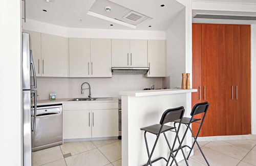 DIFC Apartment | Silkhaus Modern Studio | Central Park Tower | DIFC