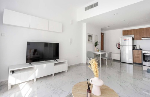 Masdar City Apartment | Silkhaus Oasis Towers - Masdar City