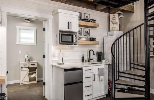 La Verkin Apartment | Silo Suite 1 Pet Friendly- Near Zion National Park