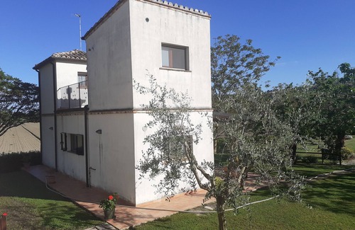 Potenza Picena Cabin | Silos Torrenova small cottage typical of the Marche region. CIR: 043043-BeB-00025