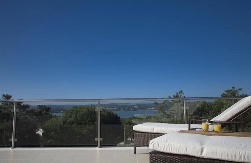 Caldas da Rainha Villa | Silver Coast villa with private pool and ocean views. Fully licensed property.