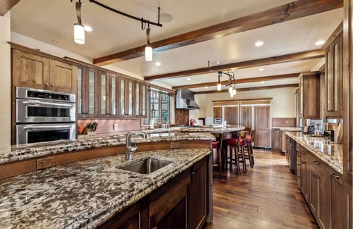 Steamboat Springs House | Silver Fox Lodge - Luxury Mountain Estate - Sleeps 21
